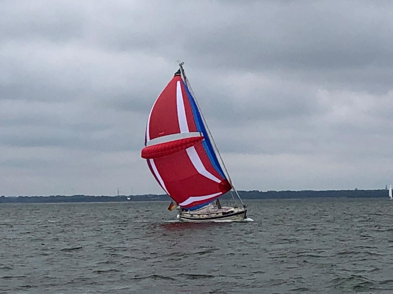 „SY GRETA“ unter Parasailor Segelyacht GRETA unter Parasailor